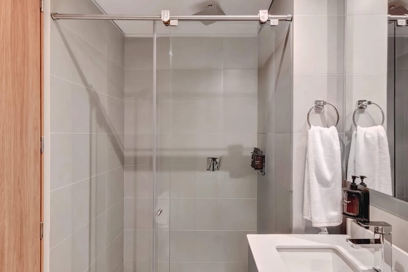 Cozy 2BR in Santa Barbara w/ Balcony