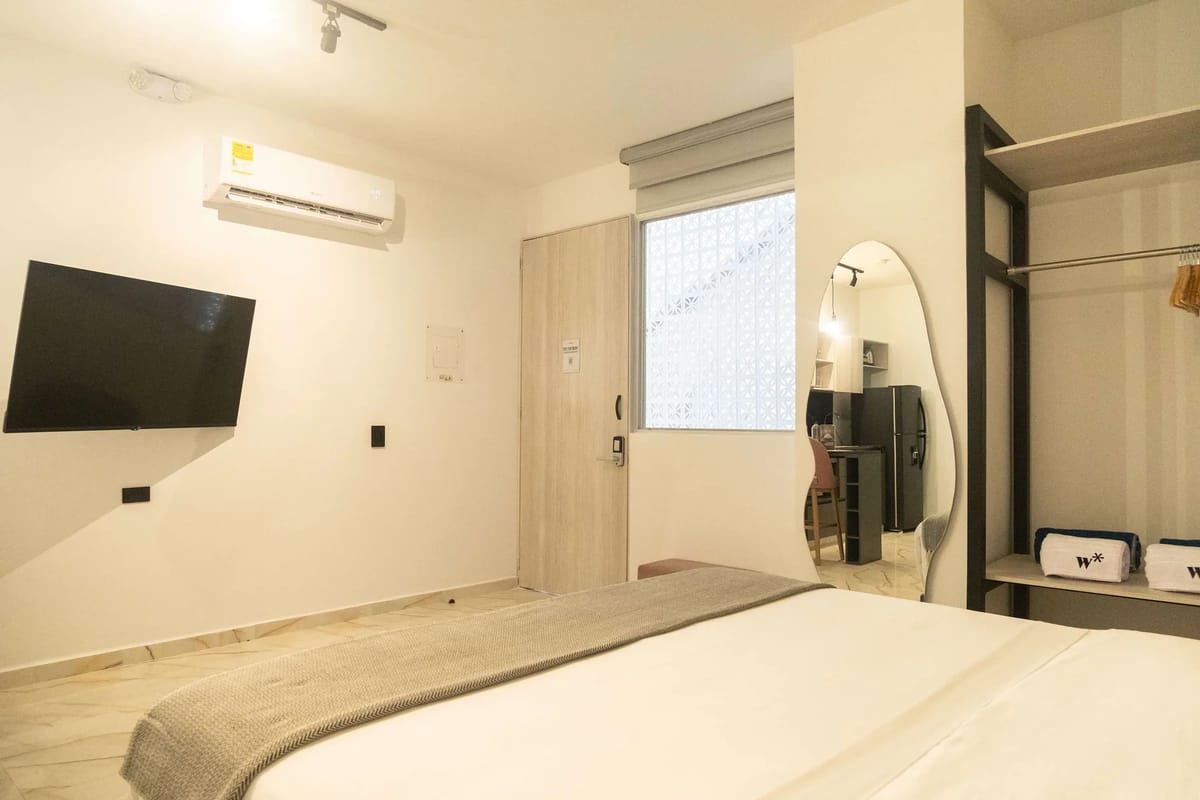 Flawless 1BR w/ AC near Ciudad Amurallada