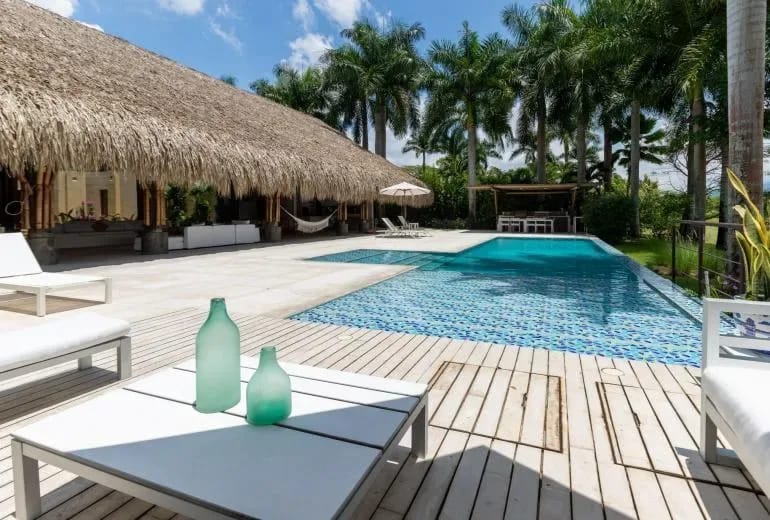 Amazing 4BR Villa w/ Pool at Mesa de Yeguas