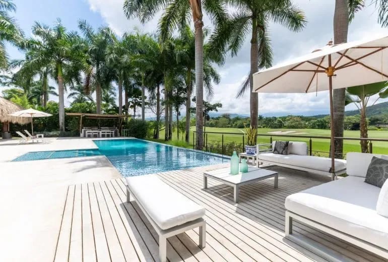 Amazing 4BR Villa w/ Pool at Mesa de Yeguas