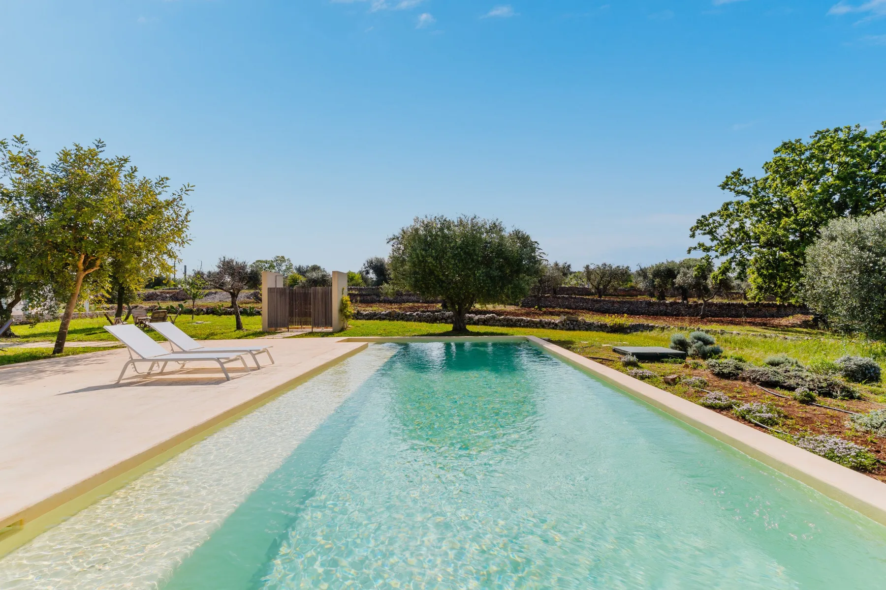 Ker Rail Villa with Pool