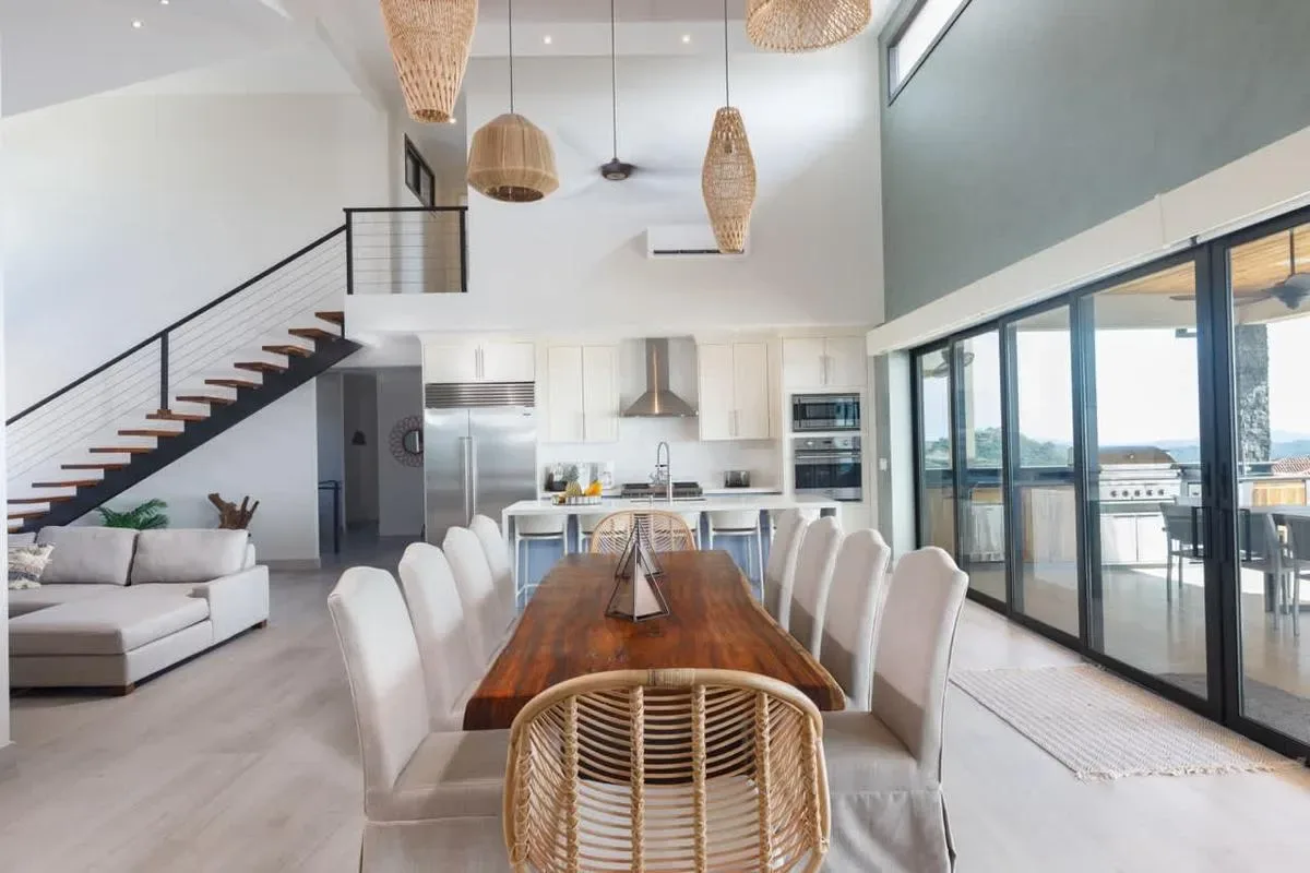 Breathtaking 9BR Villa in Costa Rica