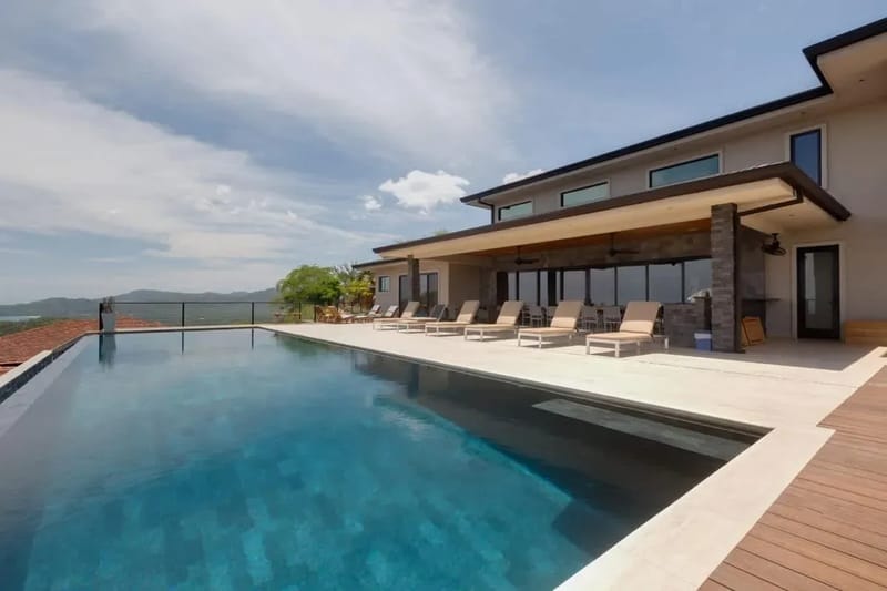 Breathtaking 9BR Villa in Costa Rica