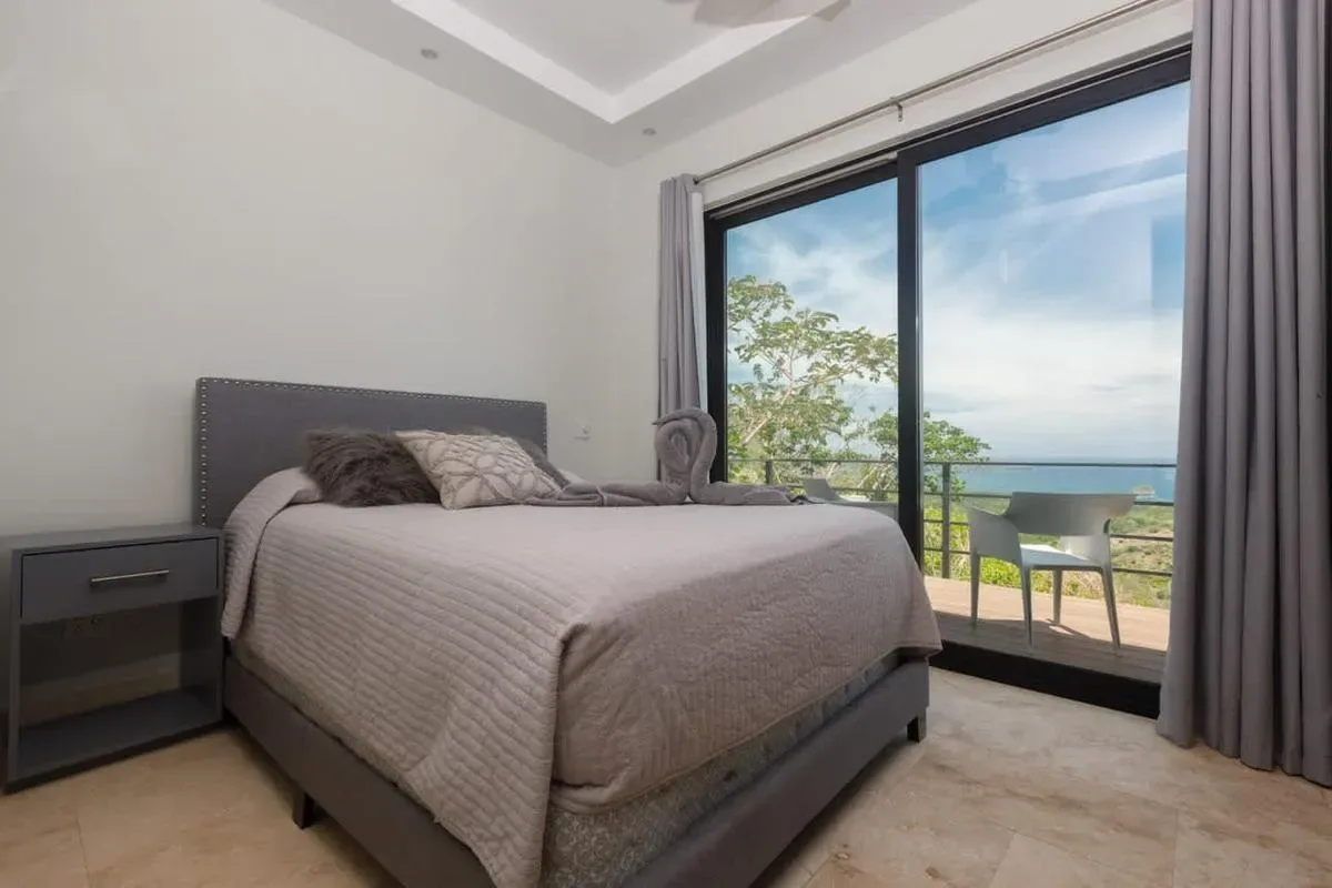 Breathtaking 9BR Villa in Costa Rica