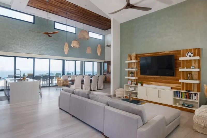 Breathtaking 9BR Villa in Costa Rica