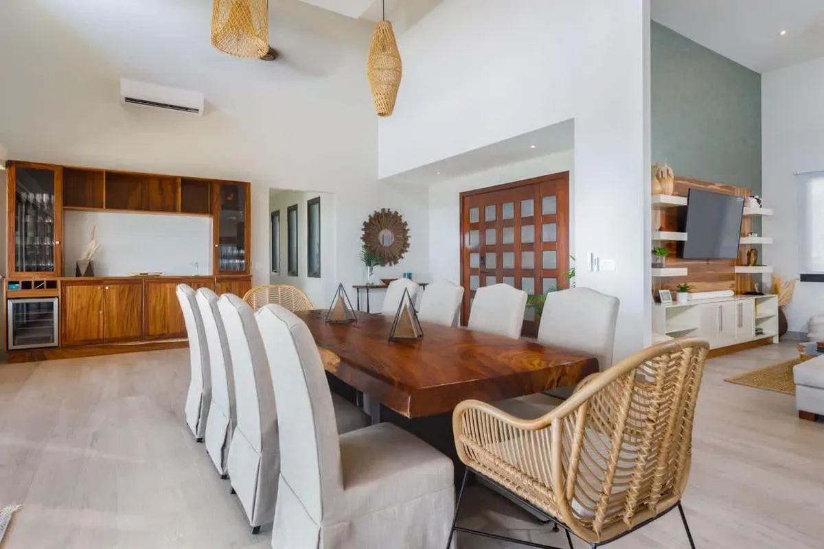 Breathtaking 9BR Villa in Costa Rica