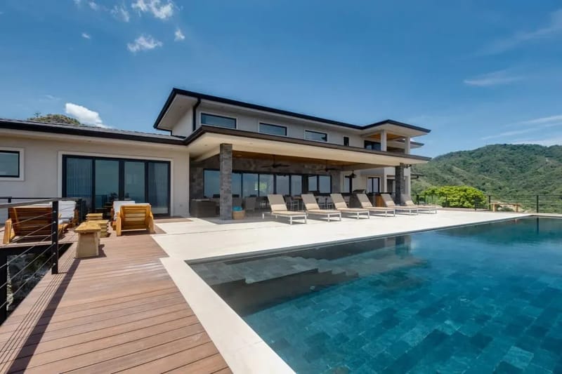 Breathtaking 9BR Villa in Costa Rica