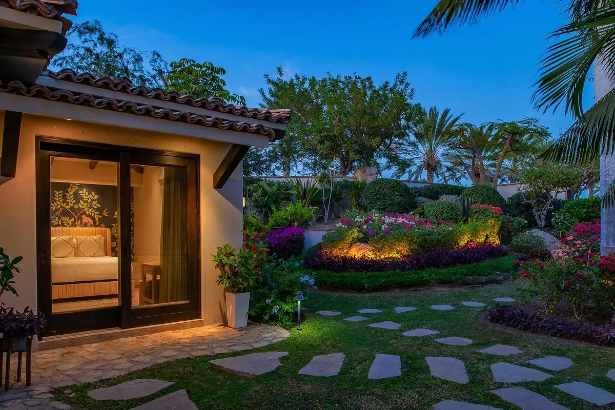 Amazing 4BR Villa w/ Pool & Ocean Views