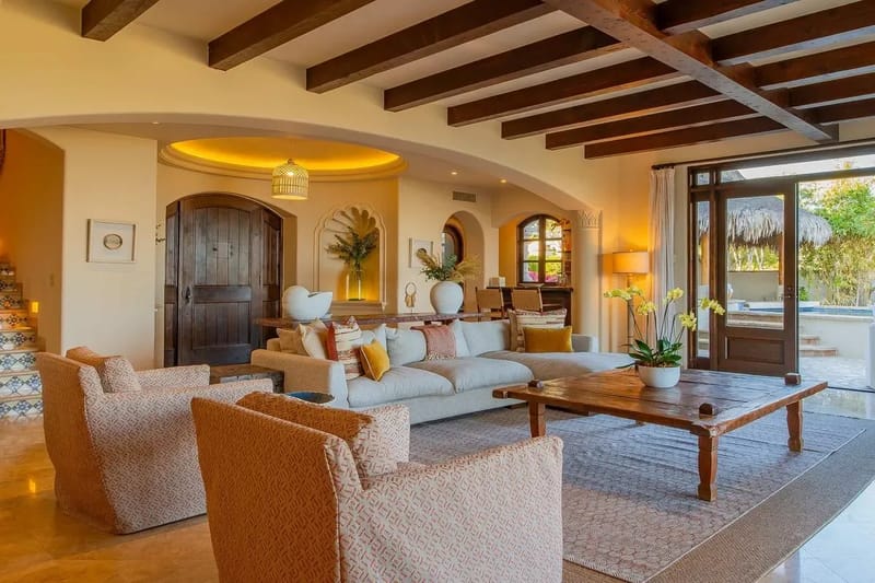 Amazing 4BR Villa w/ Pool & Ocean Views