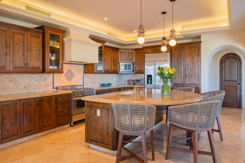 Amazing 4BR Villa w/ Pool & Ocean Views