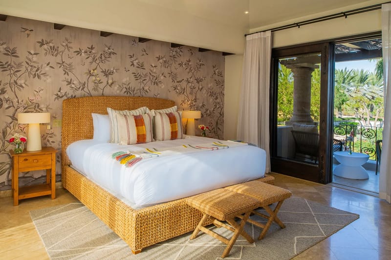 Amazing 4BR Villa w/ Pool & Ocean Views