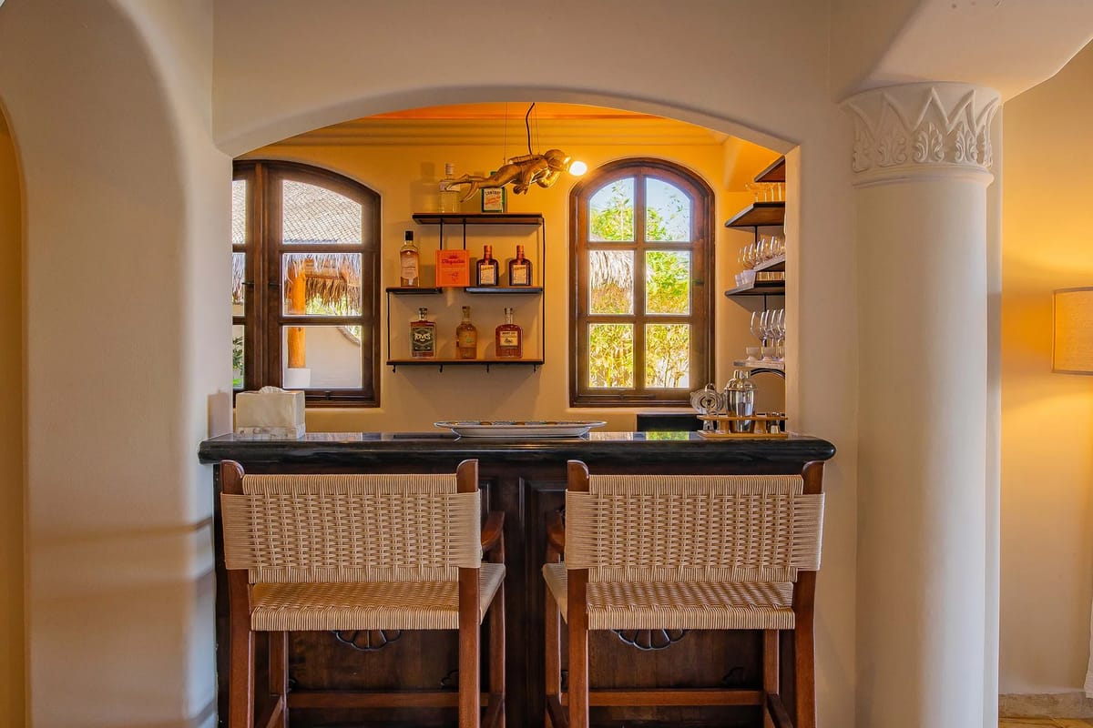 Amazing 4BR Villa w/ Pool & Ocean Views