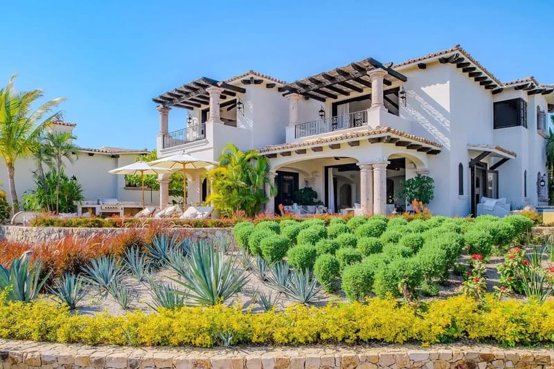 Amazing 4BR Villa w/ Pool & Ocean Views