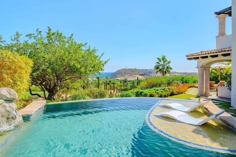 Amazing 4BR Villa w/ Pool & Ocean Views