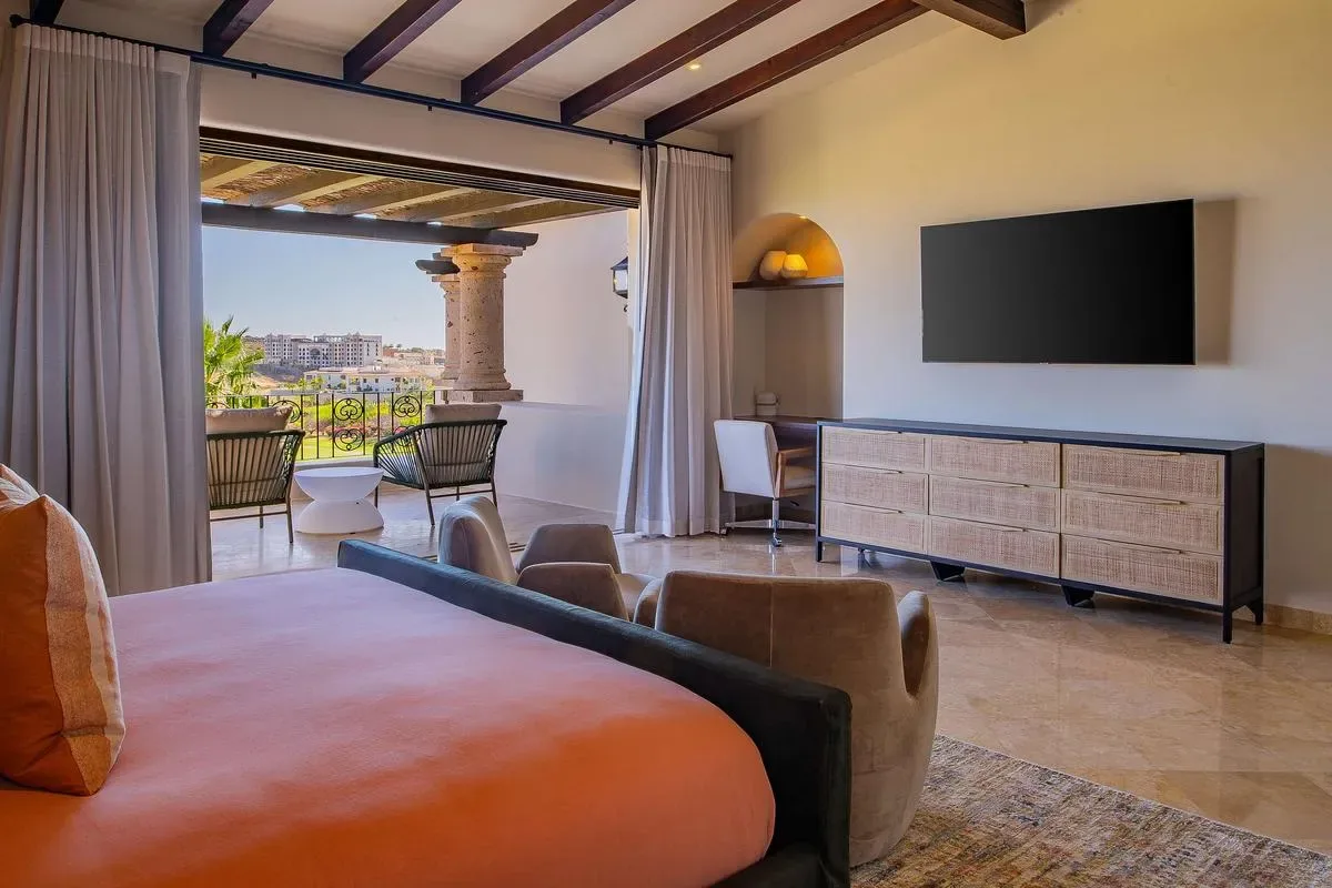 Amazing 4BR Villa w/ Pool & Ocean Views