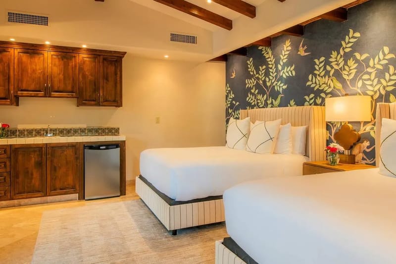 Amazing 4BR Villa w/ Pool & Ocean Views
