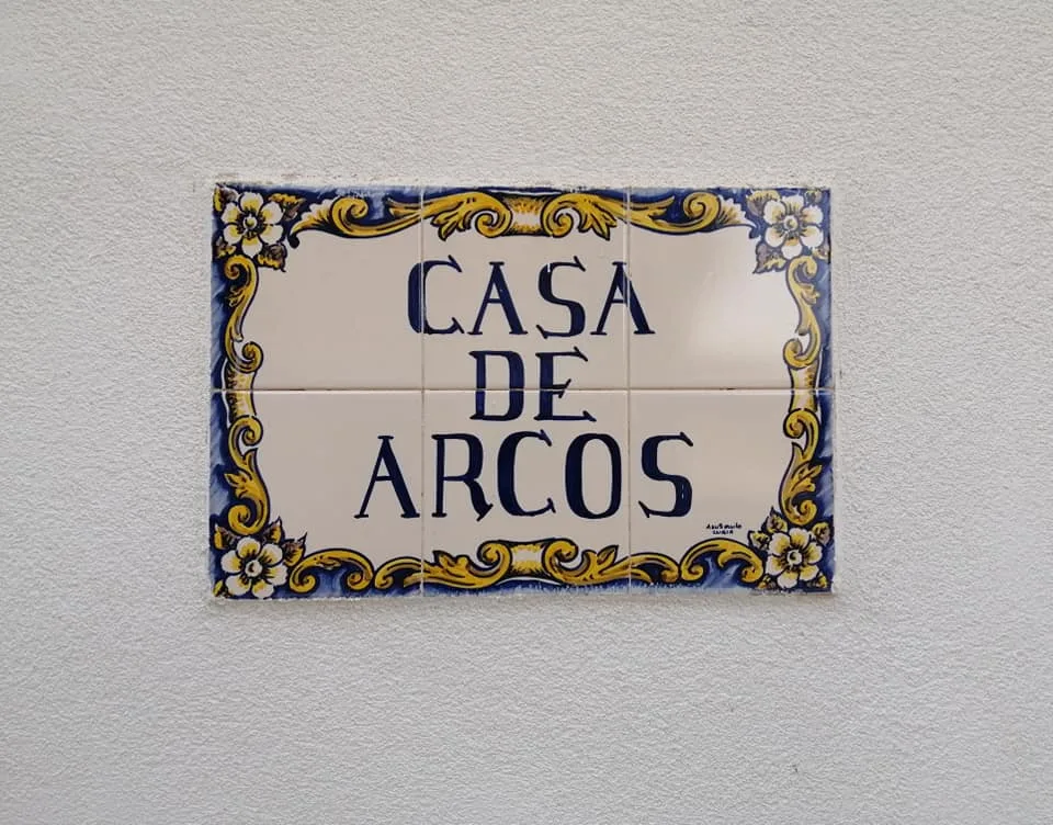 Entrada de Casa de Arcos