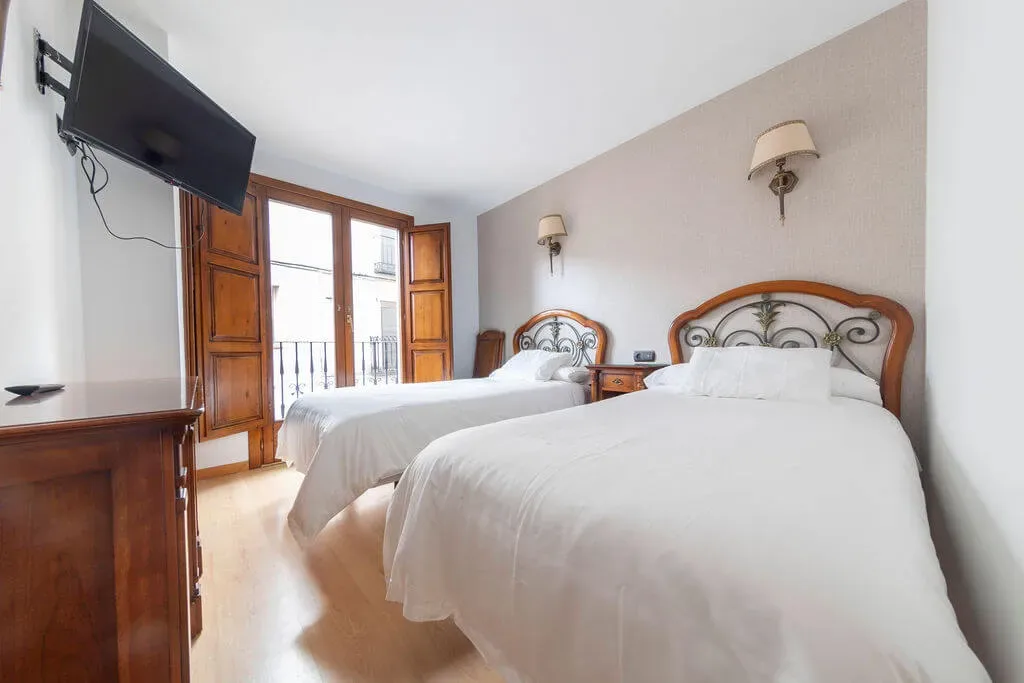 Hostal Puerta de la Villa