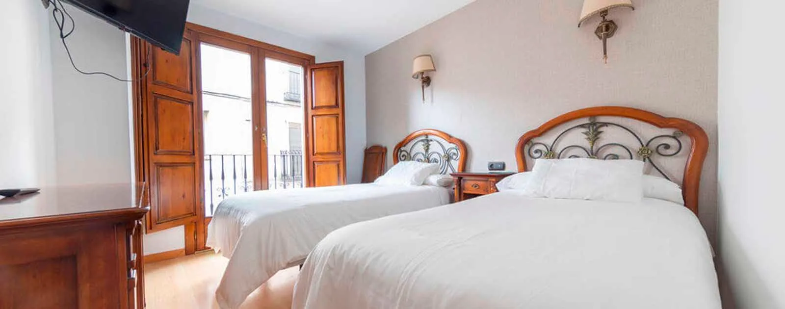 Hostal Puerta de la Villa