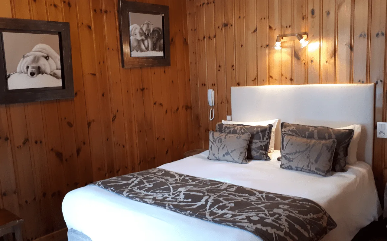 Alpine room