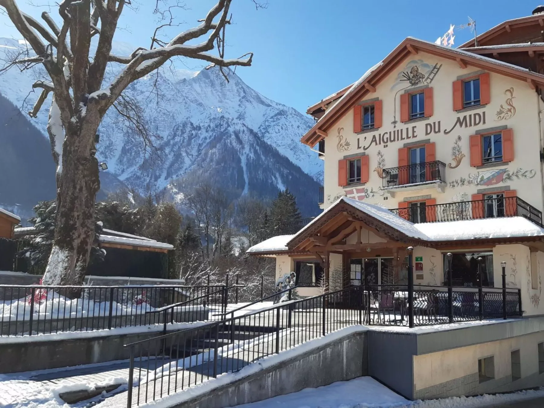 Hotel Aiguille du Midi with relaxation area