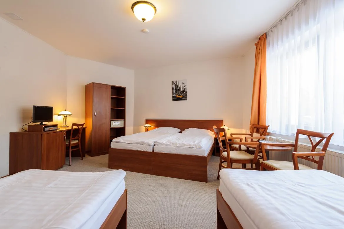 Habitación cuádruple estándar