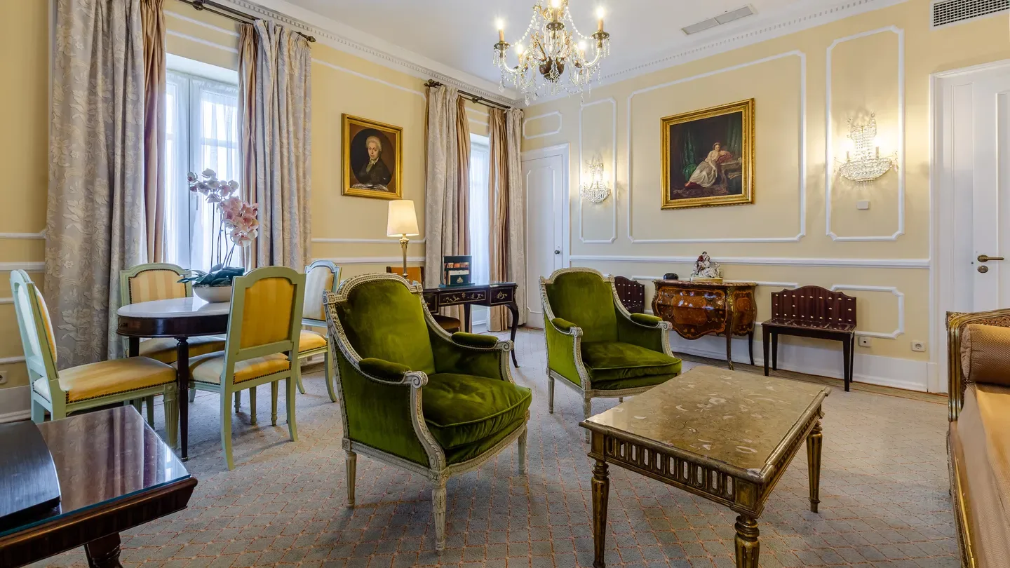 Palace Suite