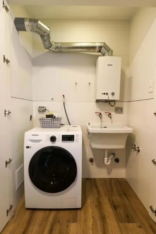 Designer 2BR in Miraflores