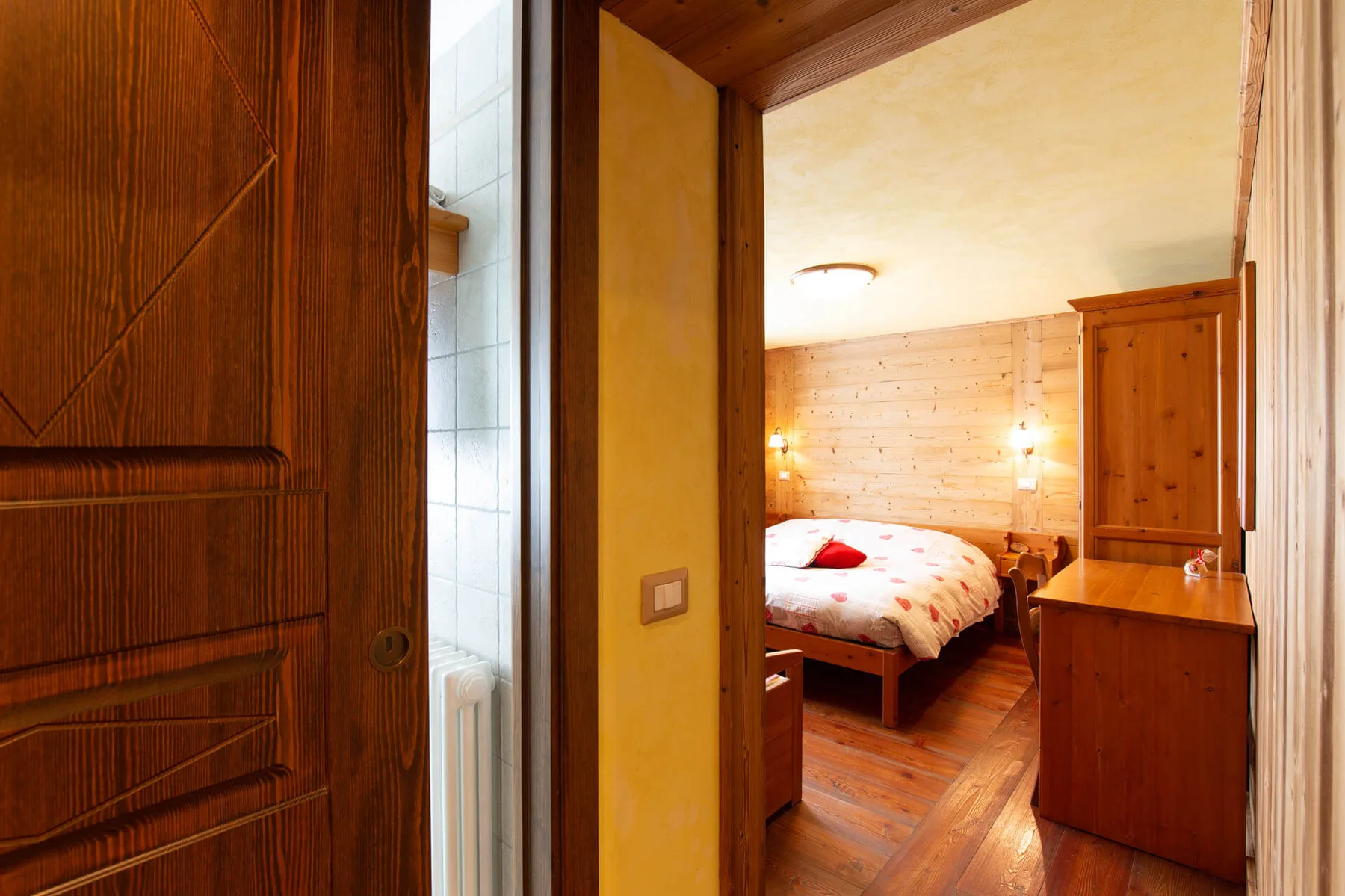 Guest room