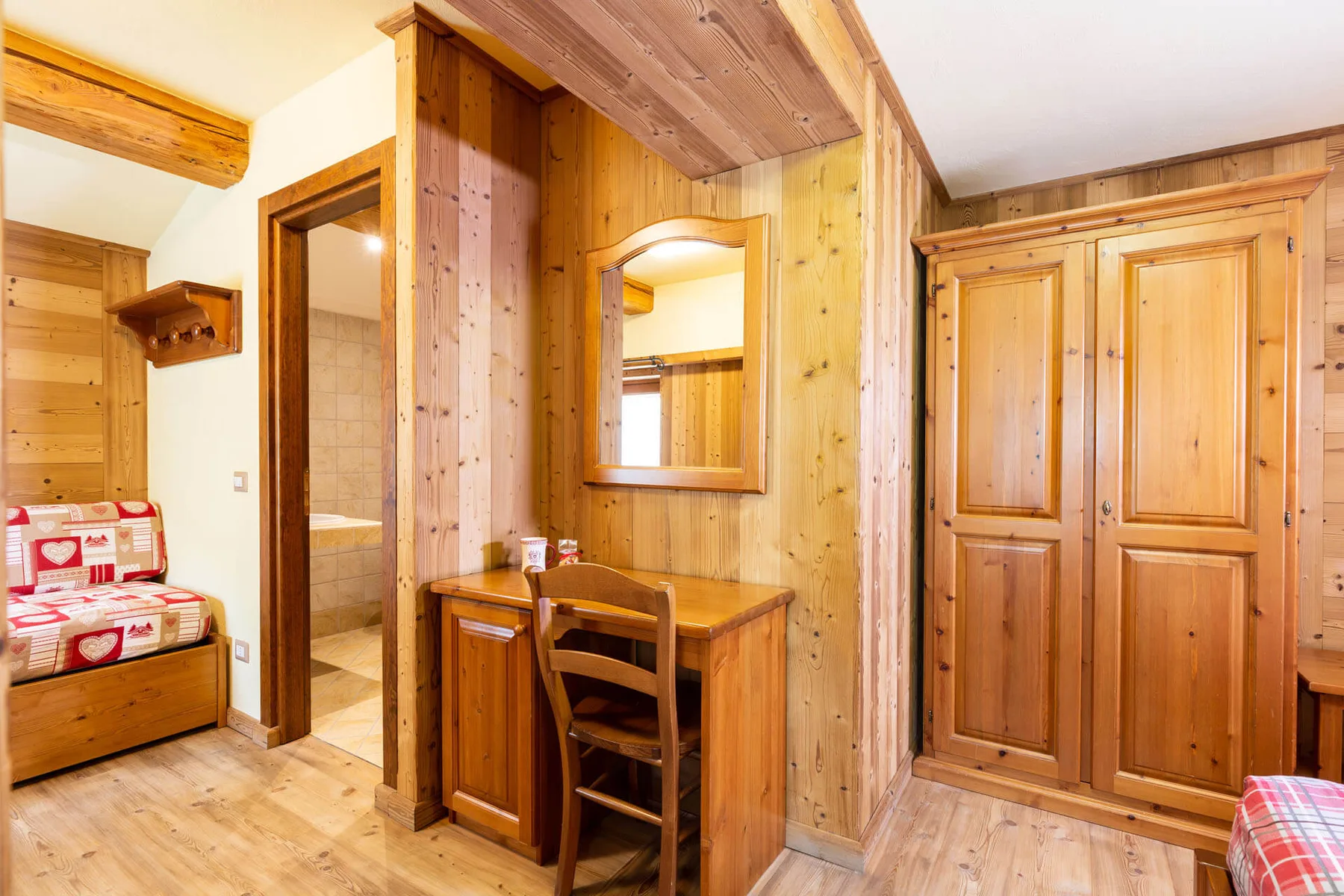Guest room