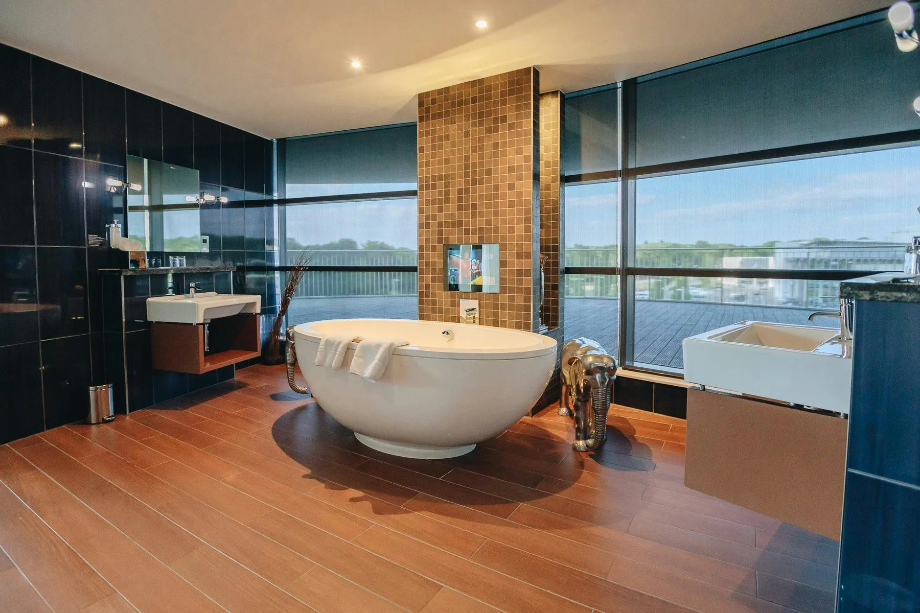 Brooklands Hotel