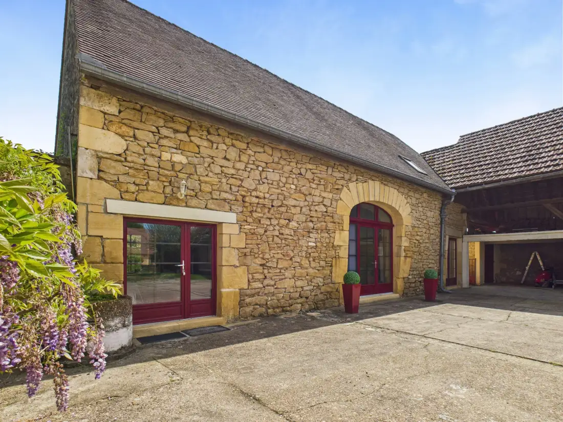 Casa en Saint-Julien-de-Lampon