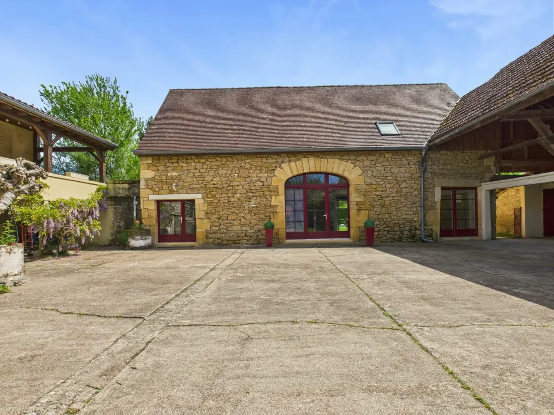 Casa en Saint-Julien-de-Lampon
