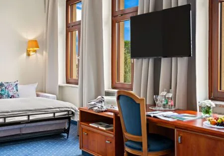 Suite junior orientada al patio