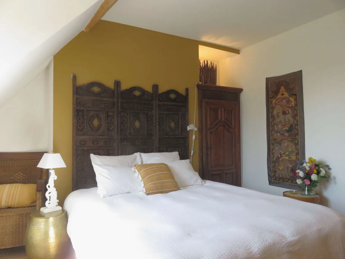 La Route Jacques Cœur guest room