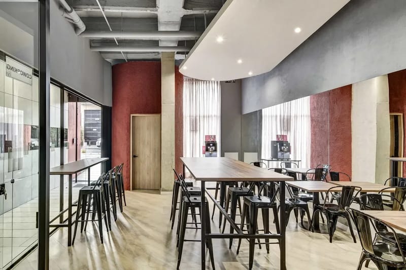 Refined Loft w/ Balcony in Usaquen