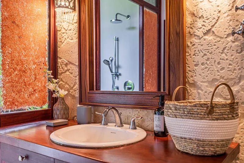 Elegant Nature Villa Studio w/ Oceanview Deck