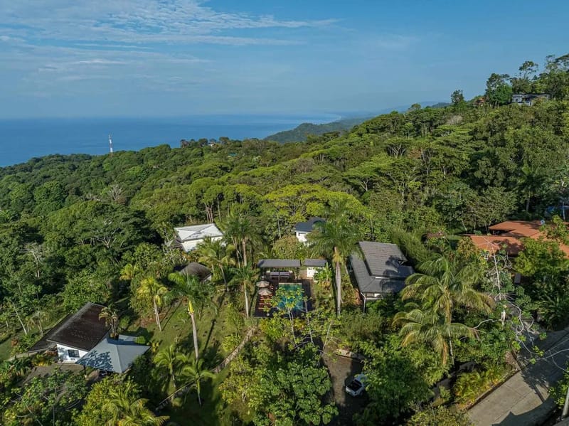 Elegant Nature Villa Studio w/ Oceanview Deck