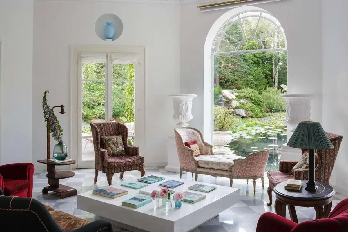 Charming 1BR Suite in Revislate