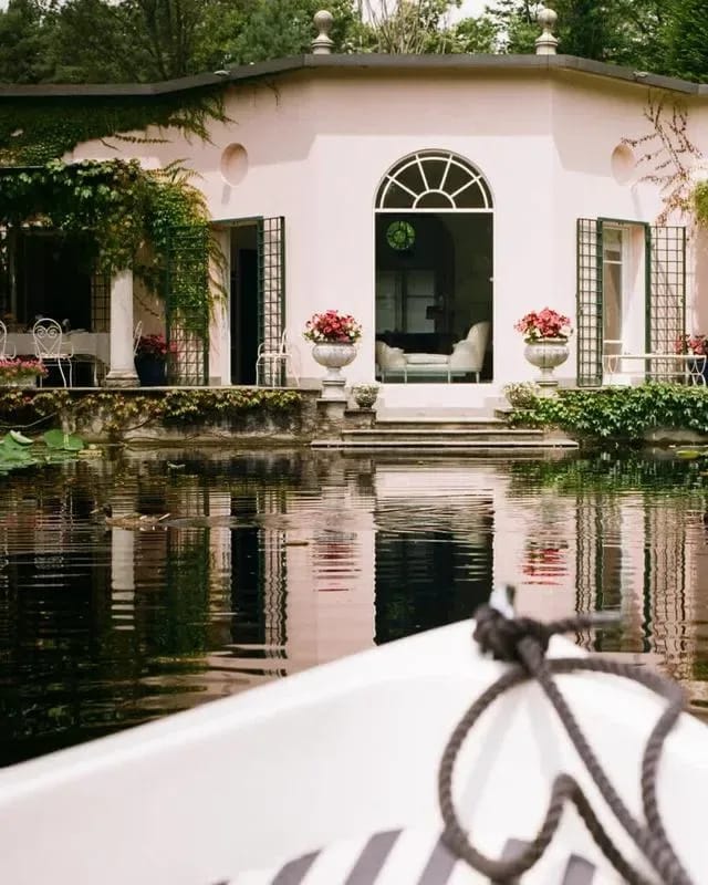 Charming 1BR Suite in Revislate