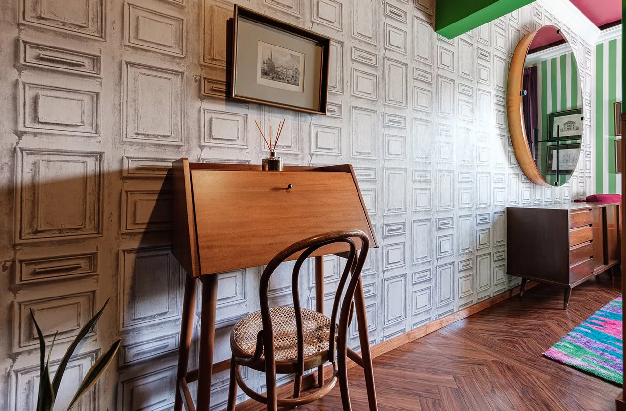 Escritorio de la habitación Suite en Pug Seal Anatole France, Polanco