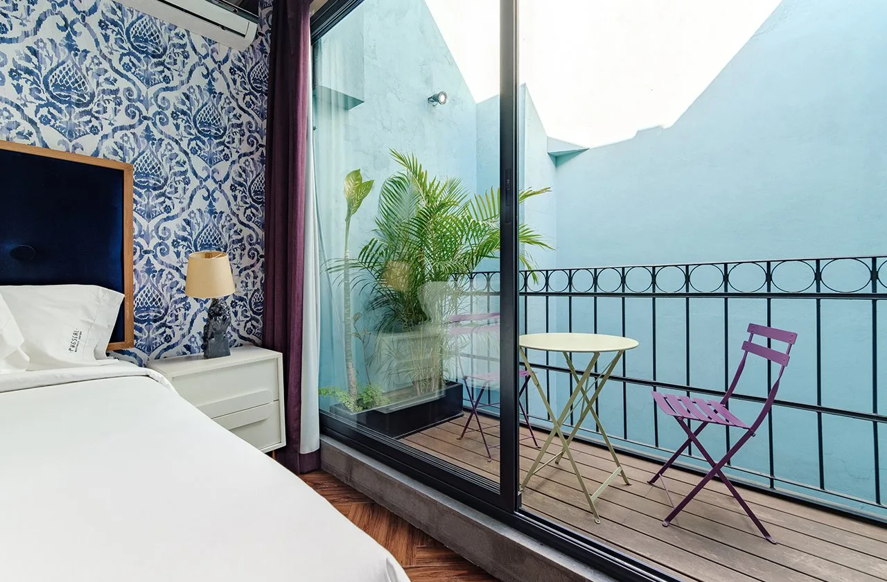 Patio privado de la habitación de lujo en Pug Seal Anatole France, Polanco