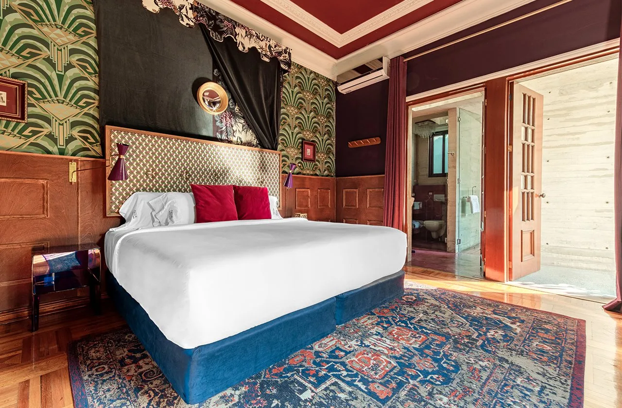 Cama de la habitación Superior en Pug Seal Anatole France, Polanco