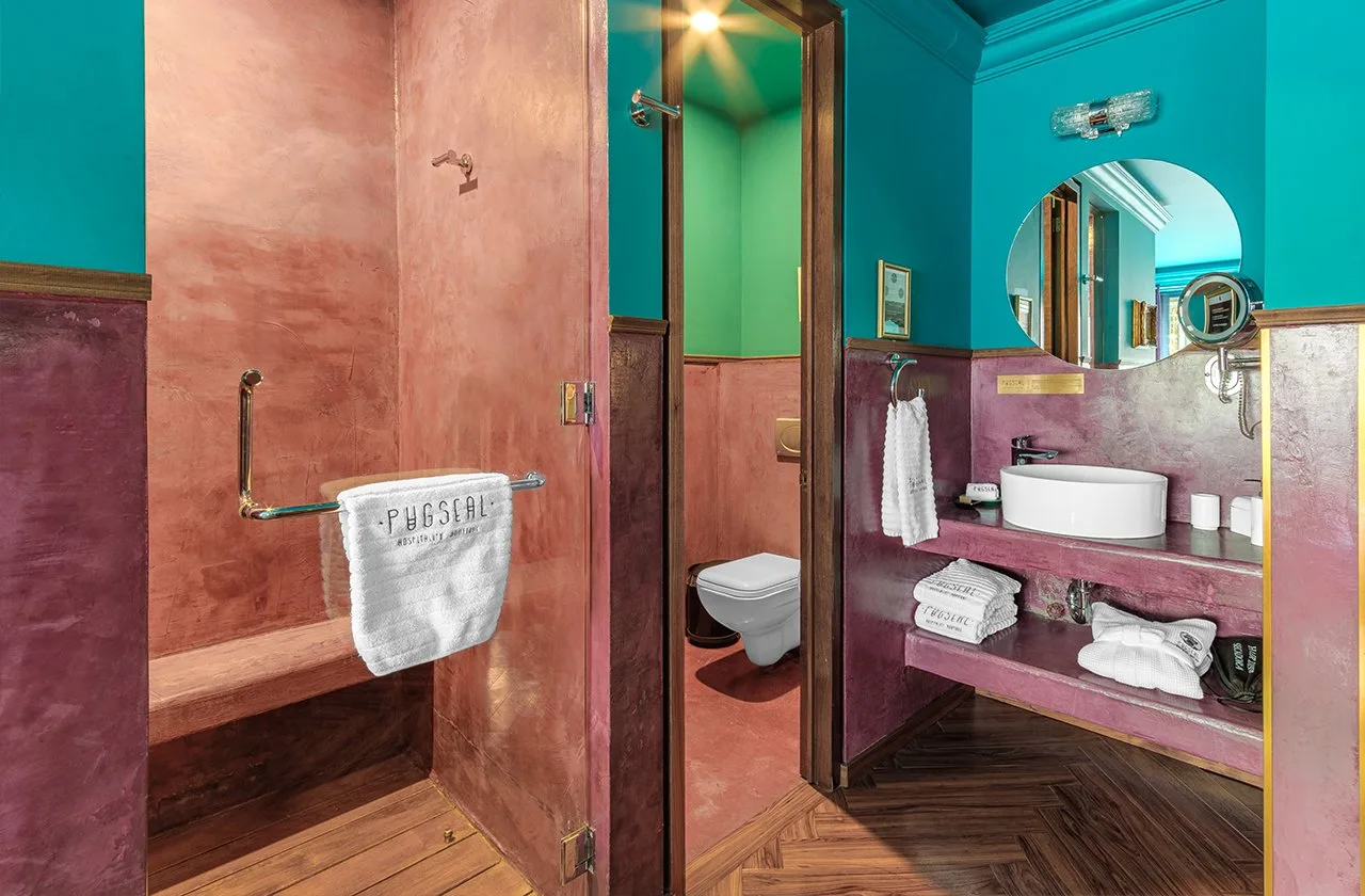 Baño de la habitación Junior Suite en Pug Seal Anatole France, Polanco