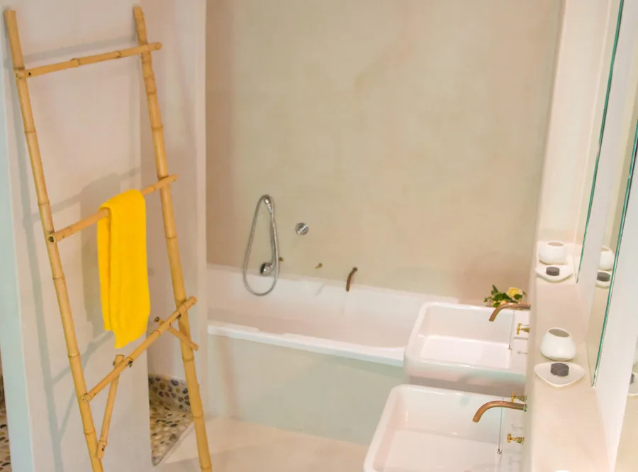 Baño de la suite Pom&Flore