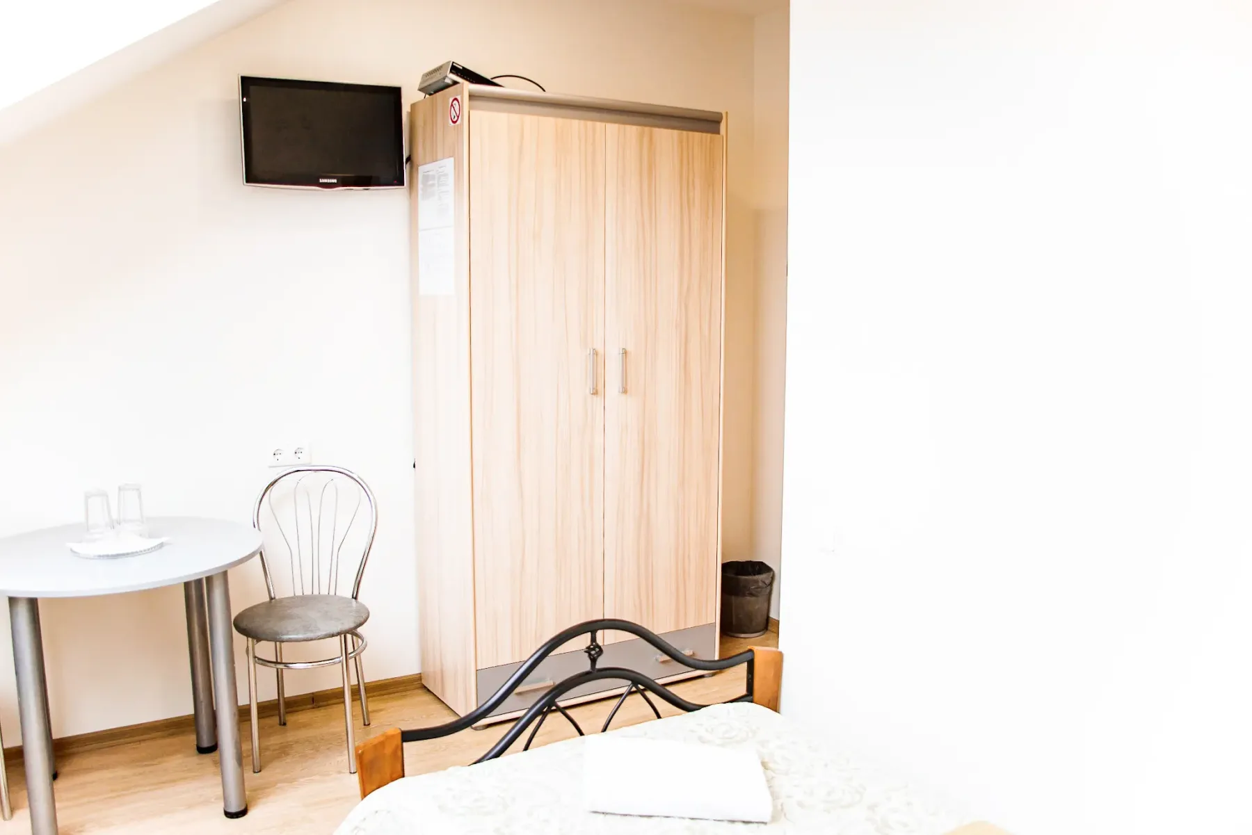Double room with one double bed