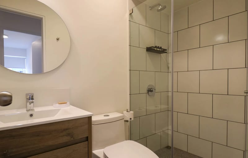 Light-Filled 2BR w/ Balcony in Miraflores
