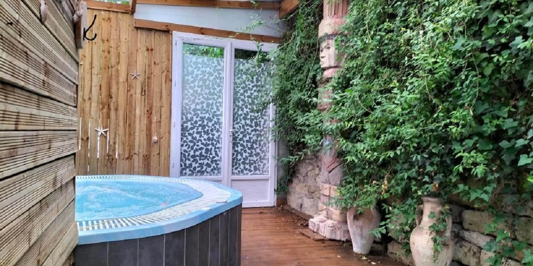 Jacuzzi
