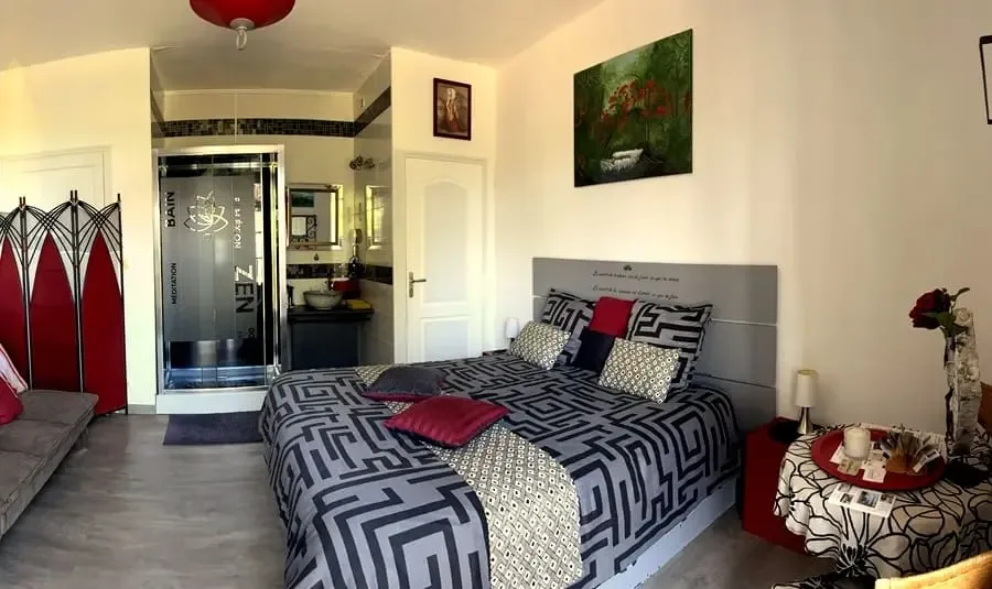 Ground-floor room adapted for guests with reduced mobility