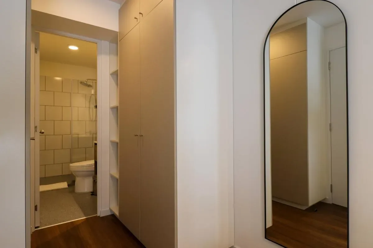 Central 2BR w/ Balcony in Miraflores